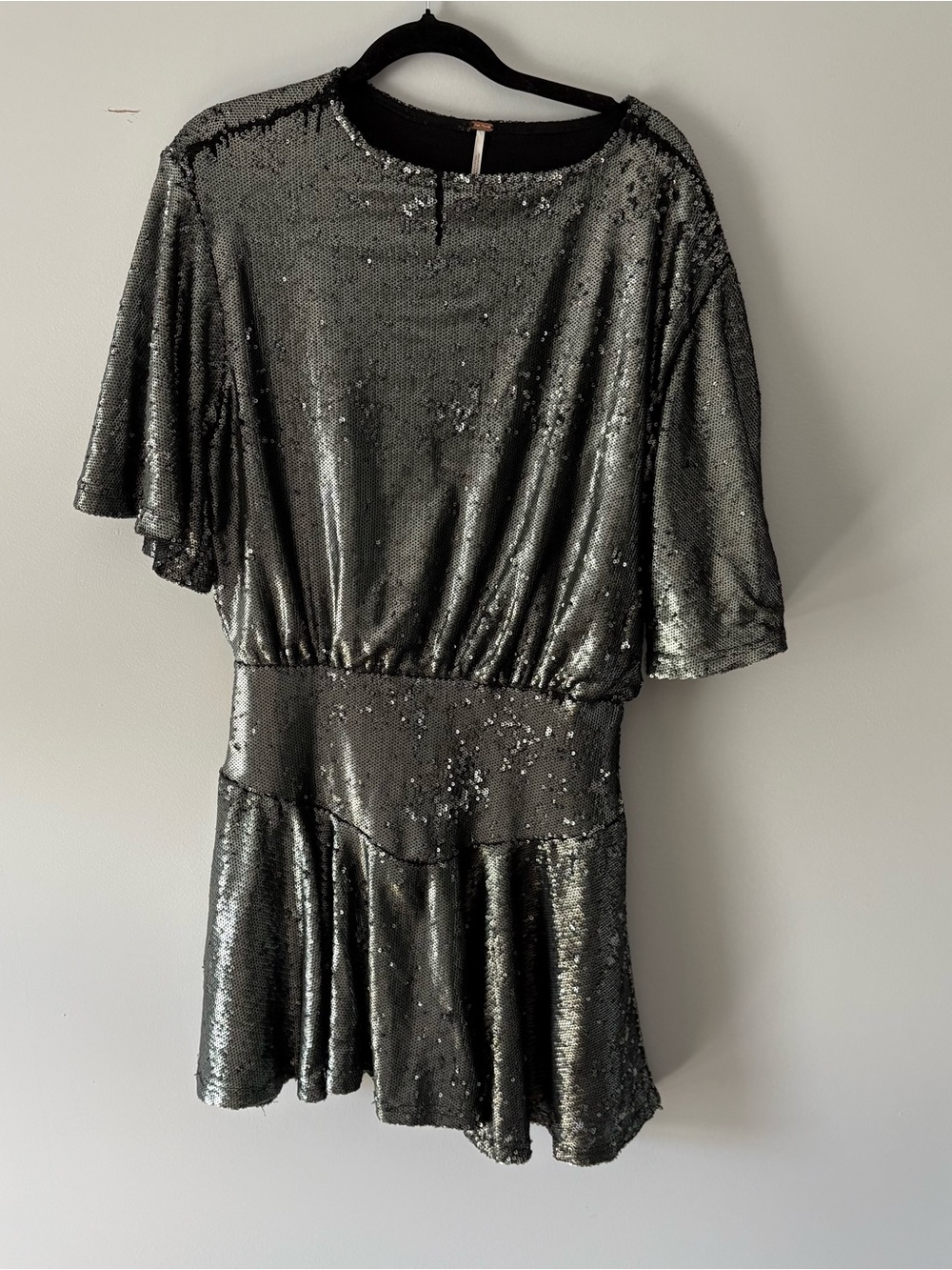 Free People Manuka Silver/Black Sequin Short Sleeve Crew Neck Mini Dress XS